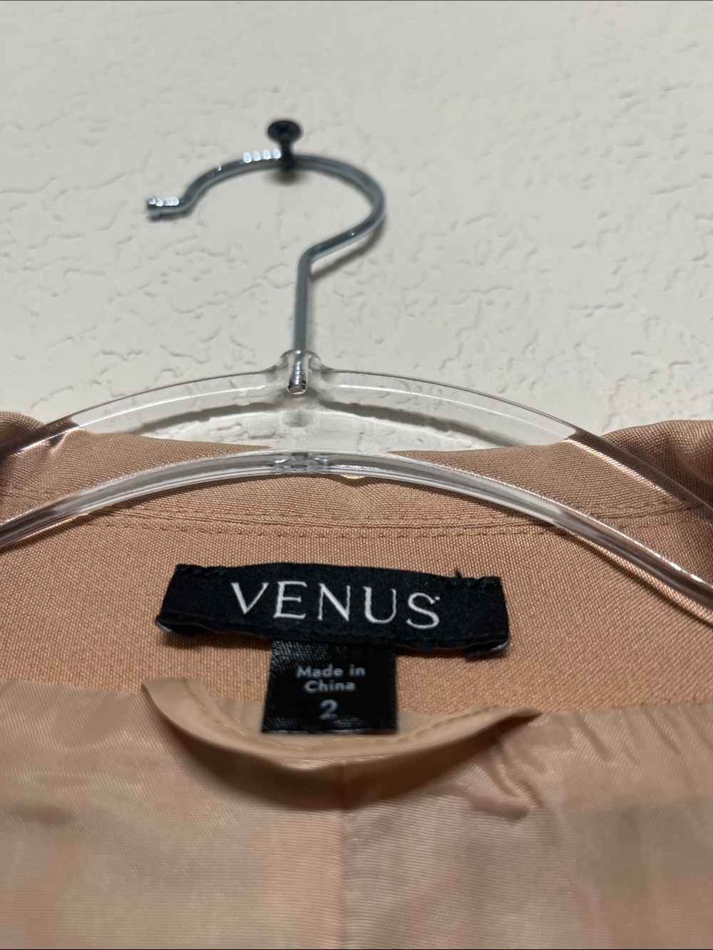 Venus Women’s Size 2 Tan Longline Blazer with Open back detail - Picture 2 of 10